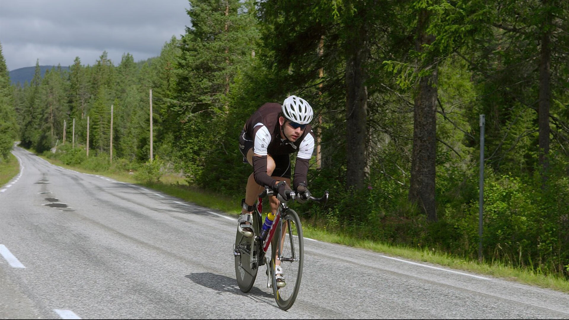 凯特·道格拉斯用实力回应质疑，道格拉斯巴雷特和凯多